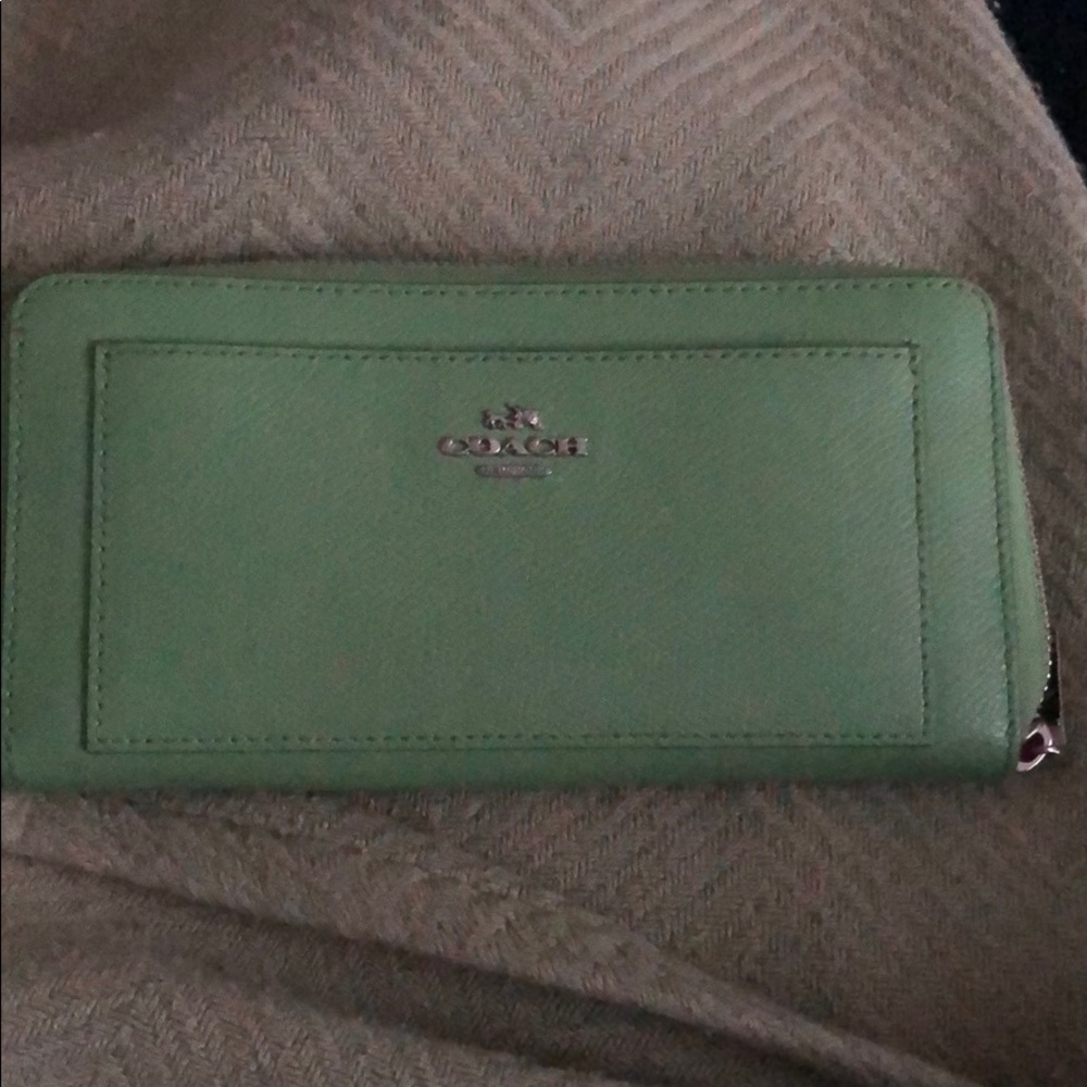 COPY - Green coach wallet